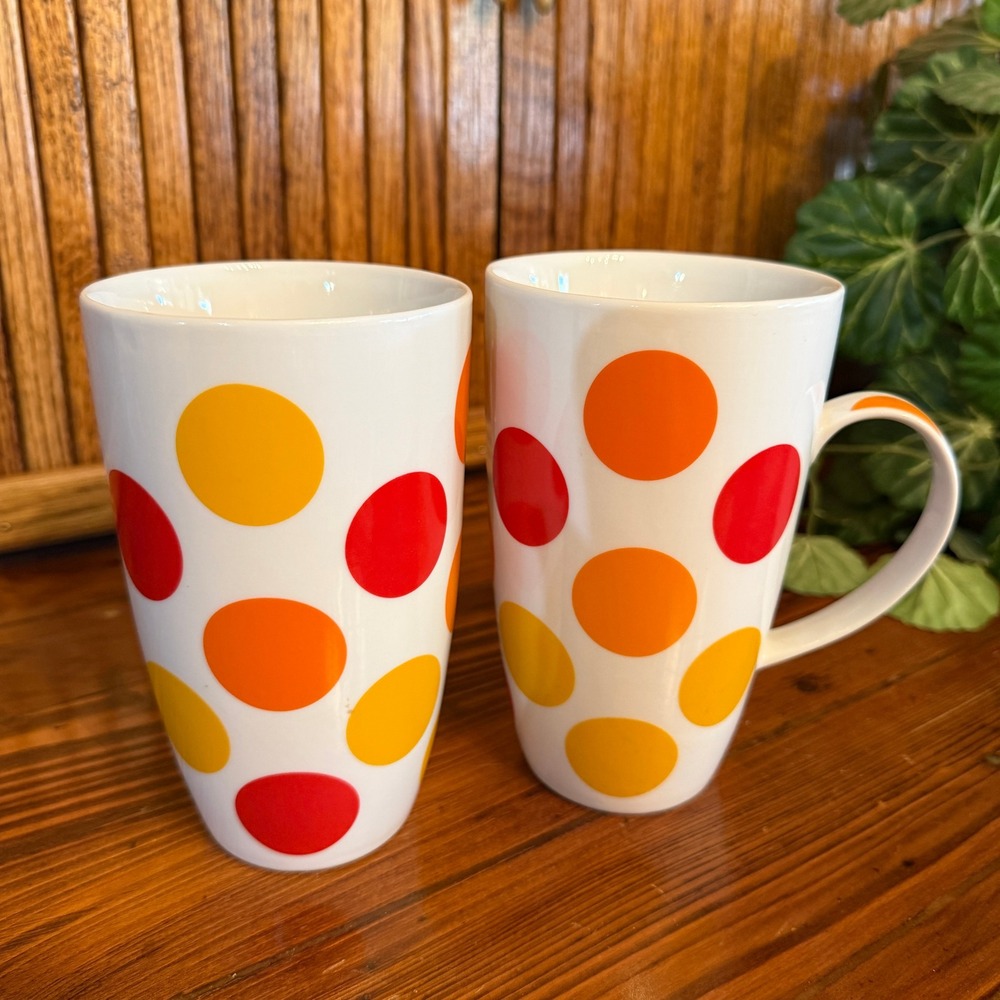 Crate & Barrel Polka Dot Mugs Set of 2 Red Orange Yellow White Excellent Tall